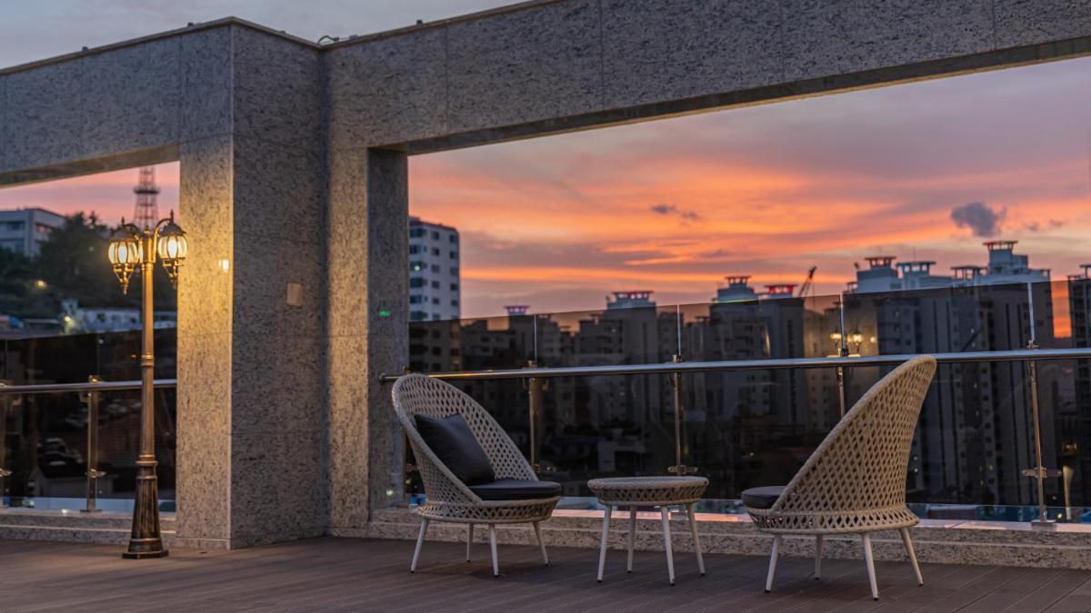 Yeongdo Grandbern Hotel Пусан Екстер'єр фото