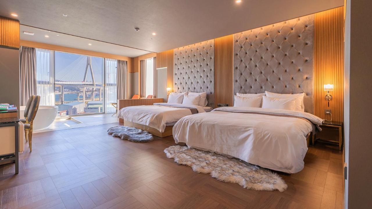 Yeongdo Grandbern Hotel Пусан Екстер'єр фото
