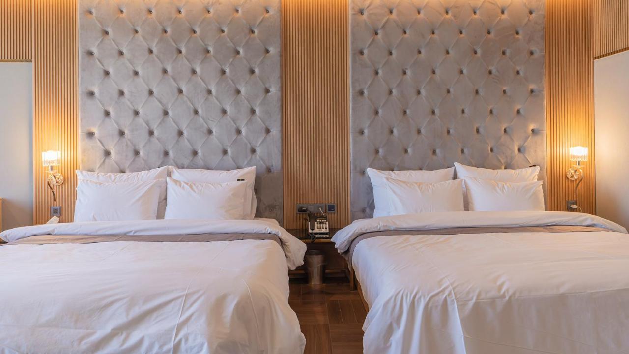 Yeongdo Grandbern Hotel Пусан Екстер'єр фото
